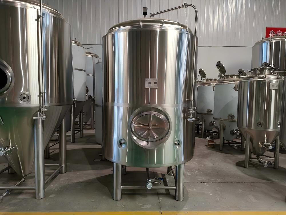 1000L Bright Beer tank 