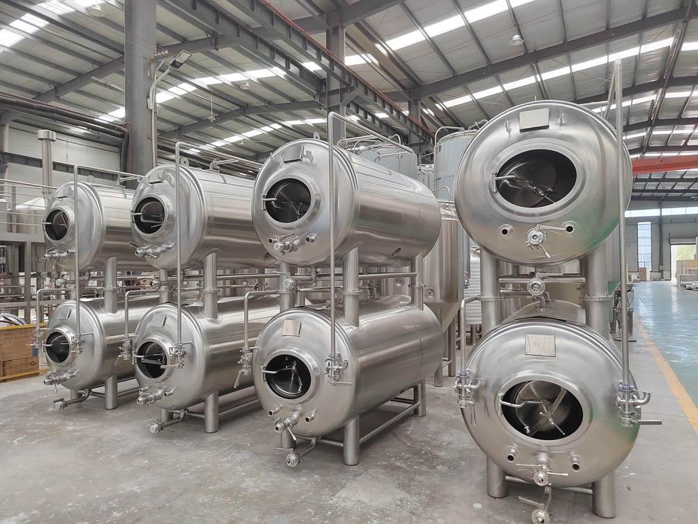 600L Horizontal Brite Tank | TianTai® 2-150HL brewery equipment for sale