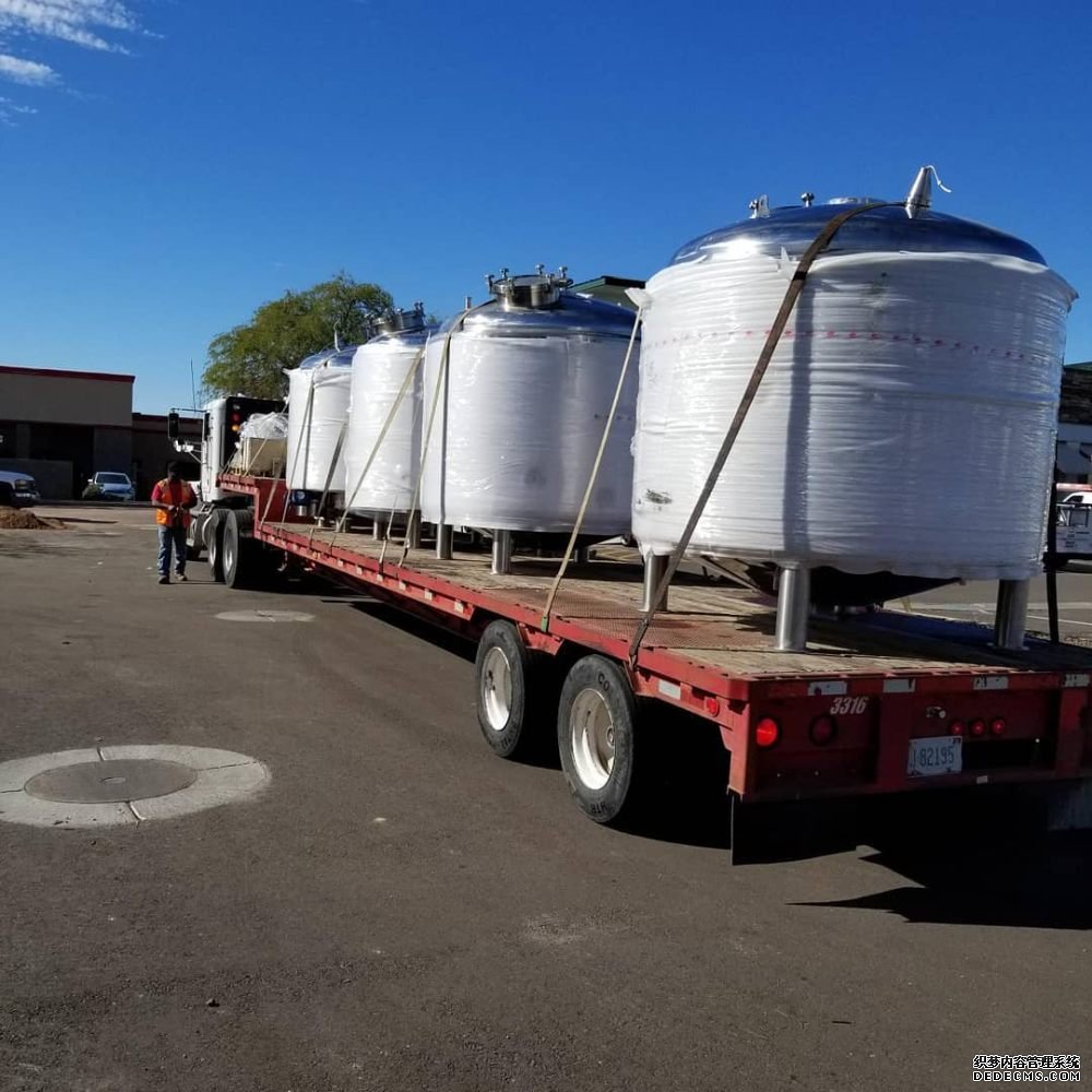 brewery beer brewing equipments,conical stainless steel beer fermenter,commercial brewery equipments for sale,how to start brewery,brewery equipment cost,beer tank,beer bottling machine,beer kegging machine,beer canning machine,craft beer brewing system for sale,brewery tanks,beer brewing equipment,brewery USA