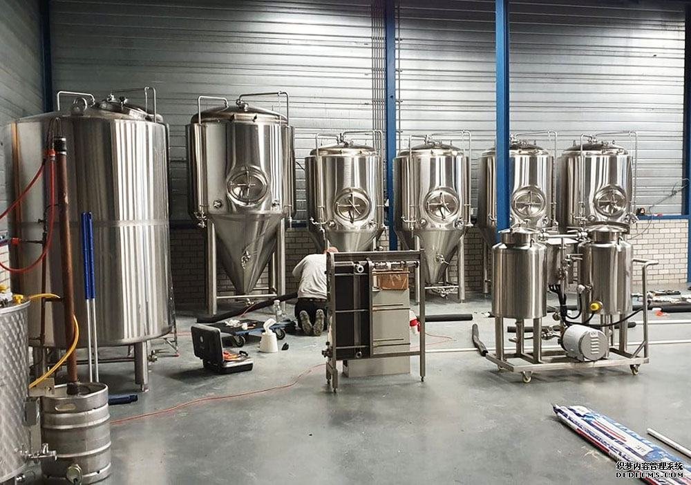 What is craft beer fermentation vessels  TianTai® 2-150HL brewery  equipment for sale